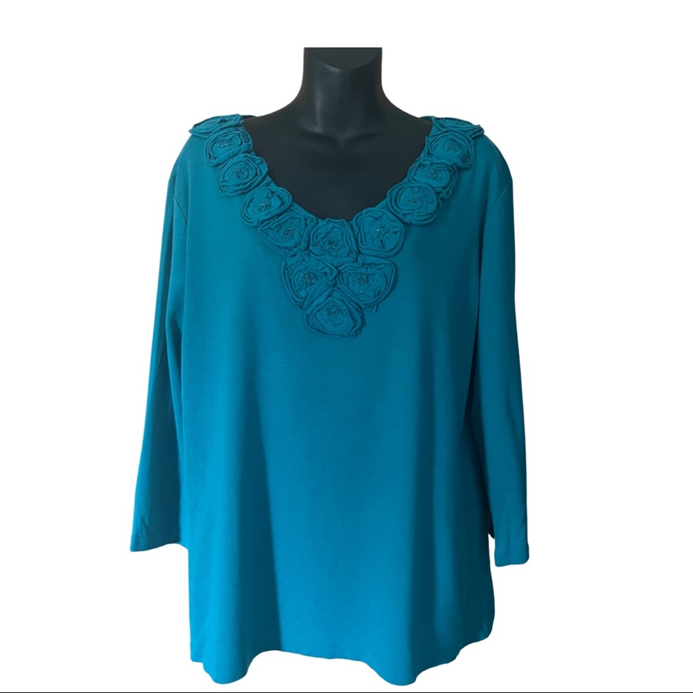 JM COLLECTION GREEN SWEATER SIZE LARGE